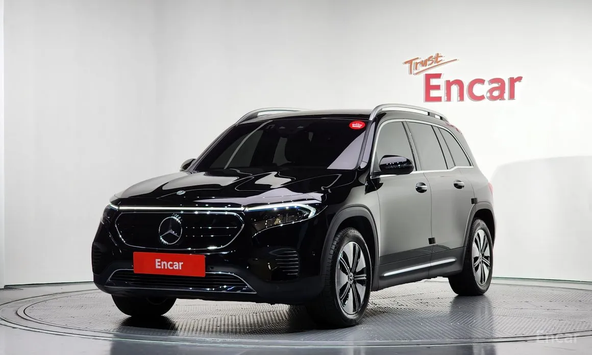 Фото 1 - Mercedes-Benz EQB