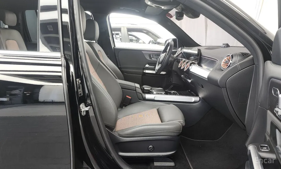 Фото 11 - Mercedes-Benz EQB