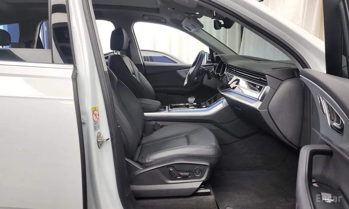 Фото 11 - Audi Q7