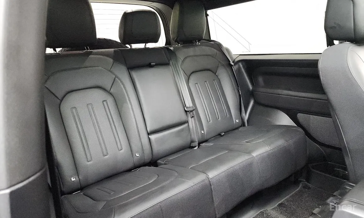 Фото 12 - Land Rover Defender