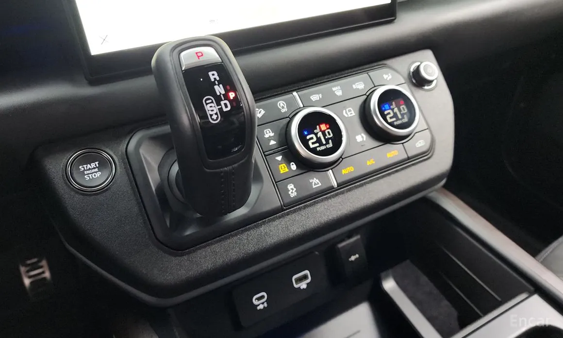 Фото 9 - Land Rover Defender