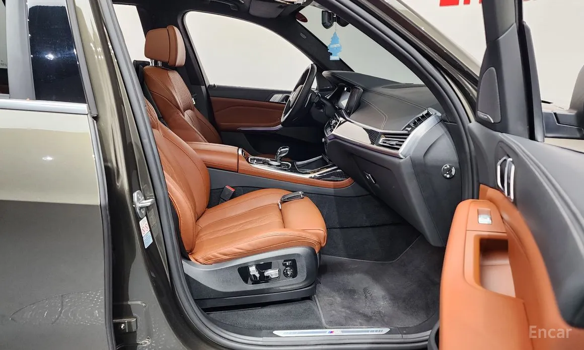 Фото 11 - BMW X7