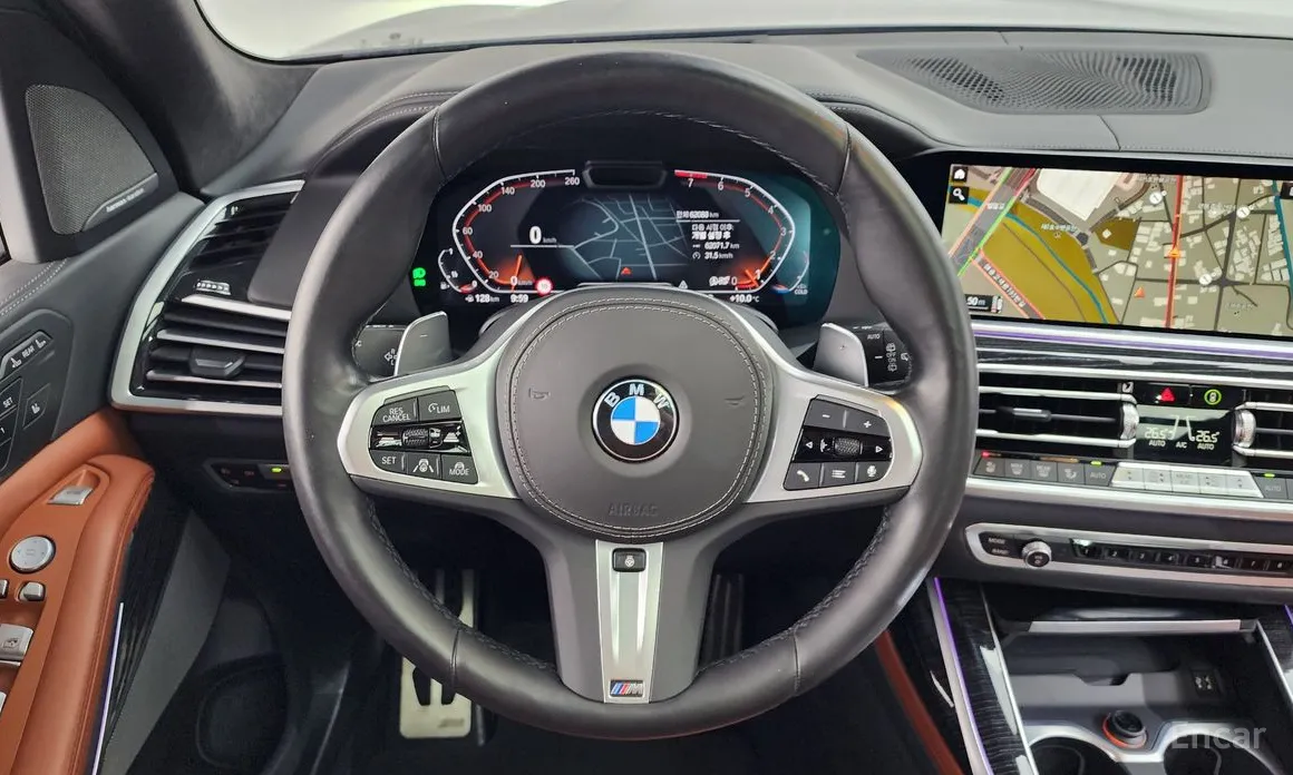 Фото 13 - BMW X7