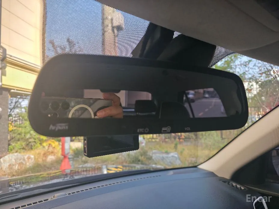 Фото 18 - Hyundai Venue