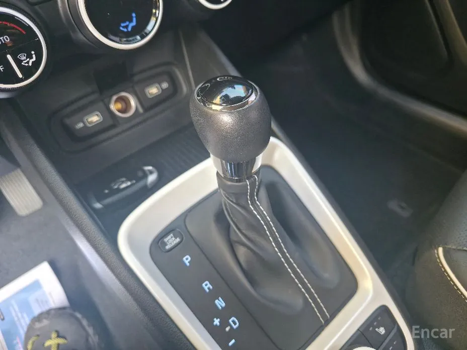 Фото 9 - Hyundai Venue