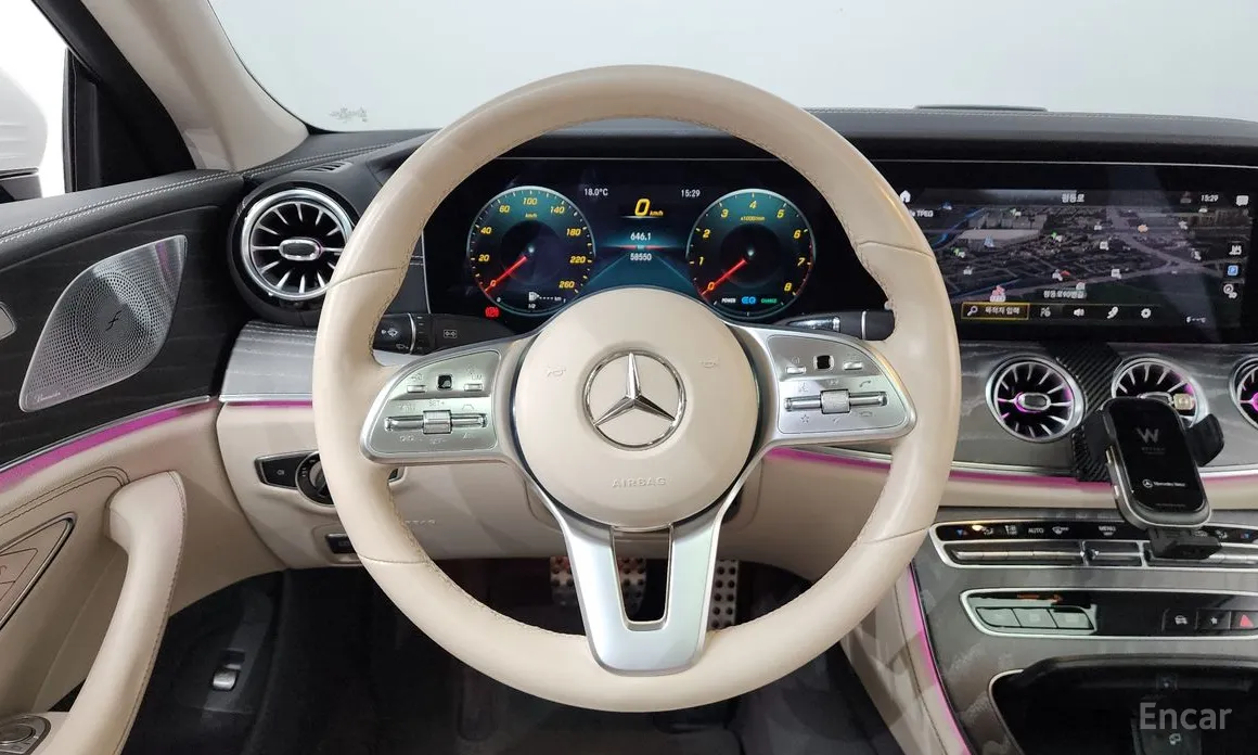 Фото 13 - Mercedes-Benz CLS-Class