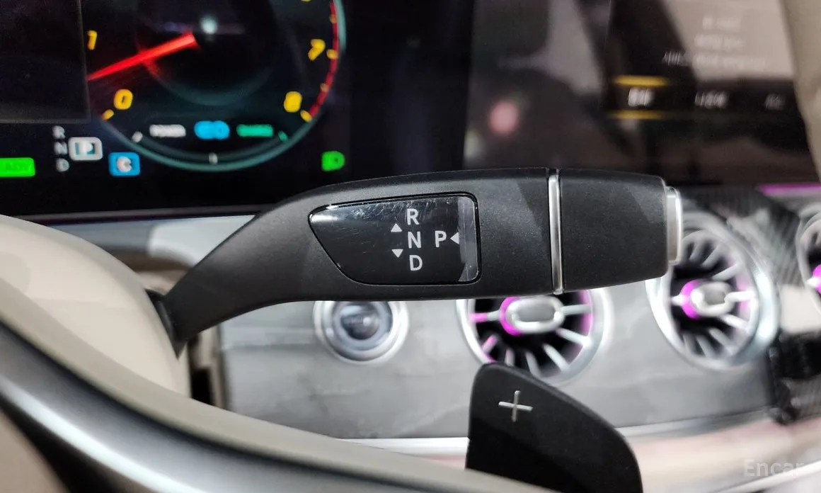 Фото 9 - Mercedes-Benz CLS-Class