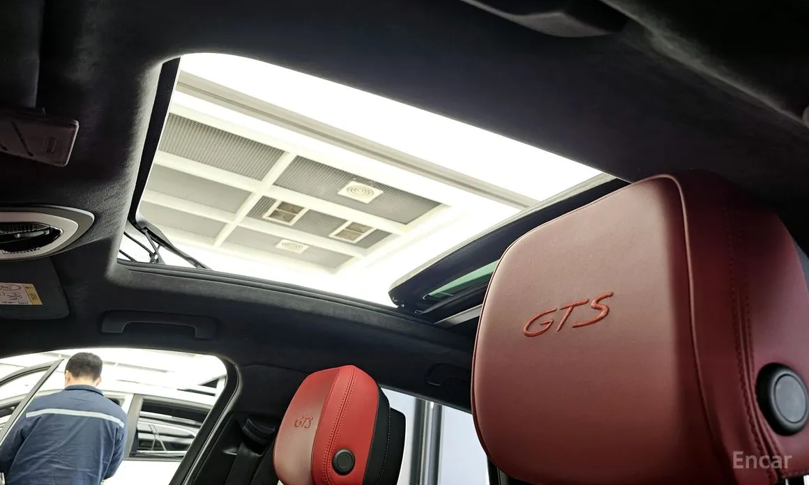 Фото 19 - Porsche Macan