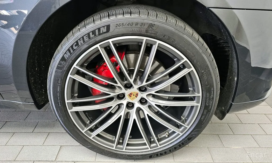 Фото 5 - Porsche Macan