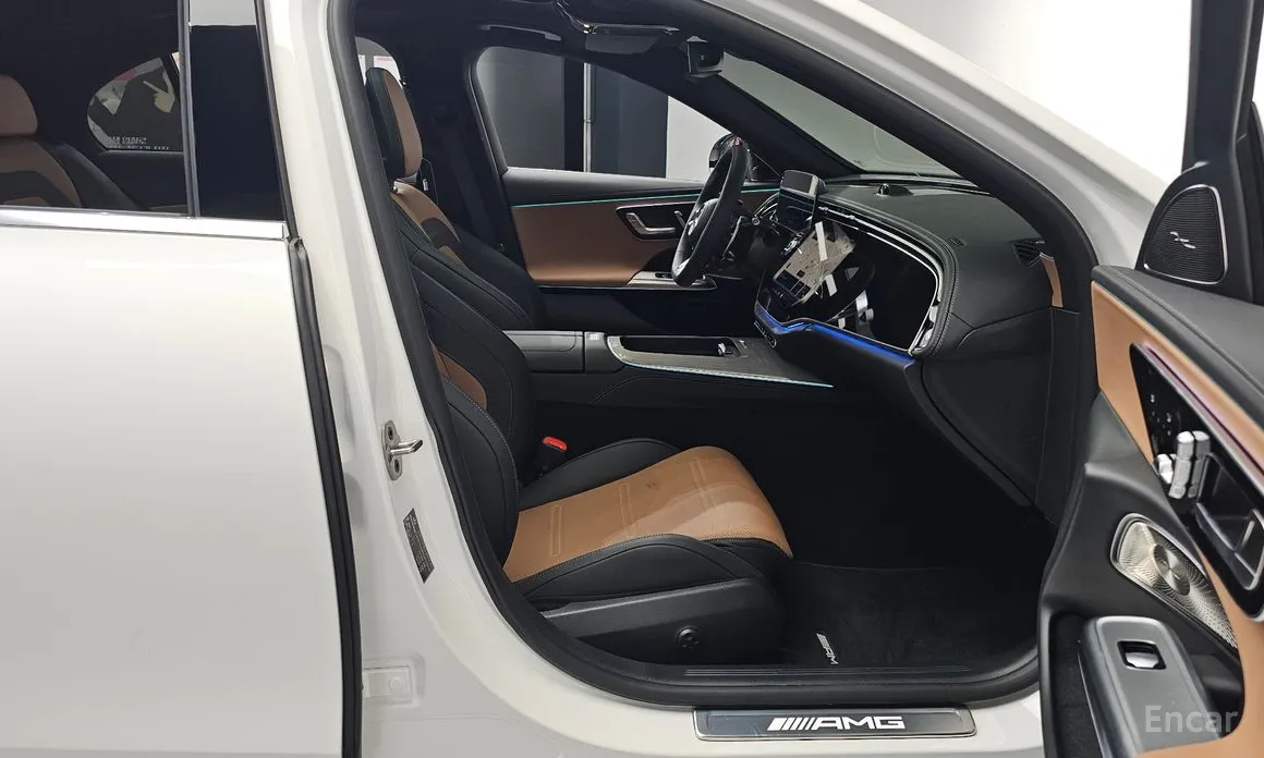 Фото 11 - Mercedes-Benz E-Class