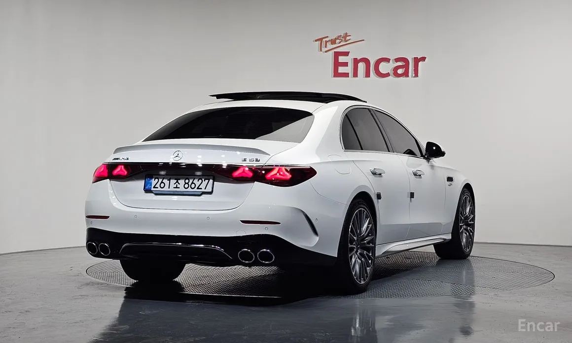 Фото 2 - Mercedes-Benz E-Class