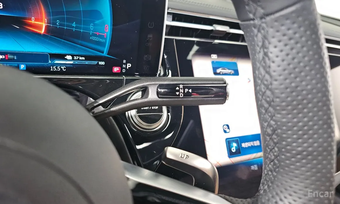 Фото 9 - Mercedes-Benz E-Class