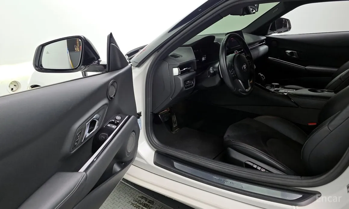 Фото 10 - Toyota Supra