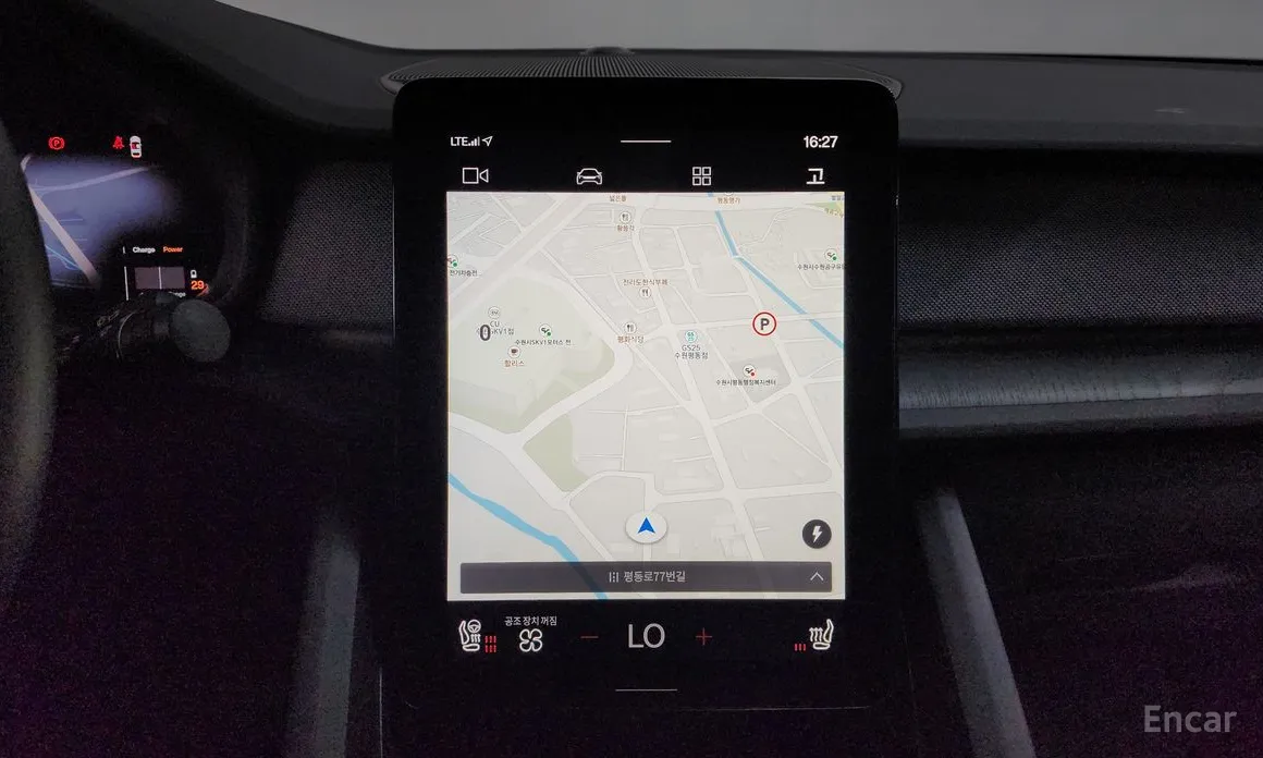 Фото 15 - Polestar 2