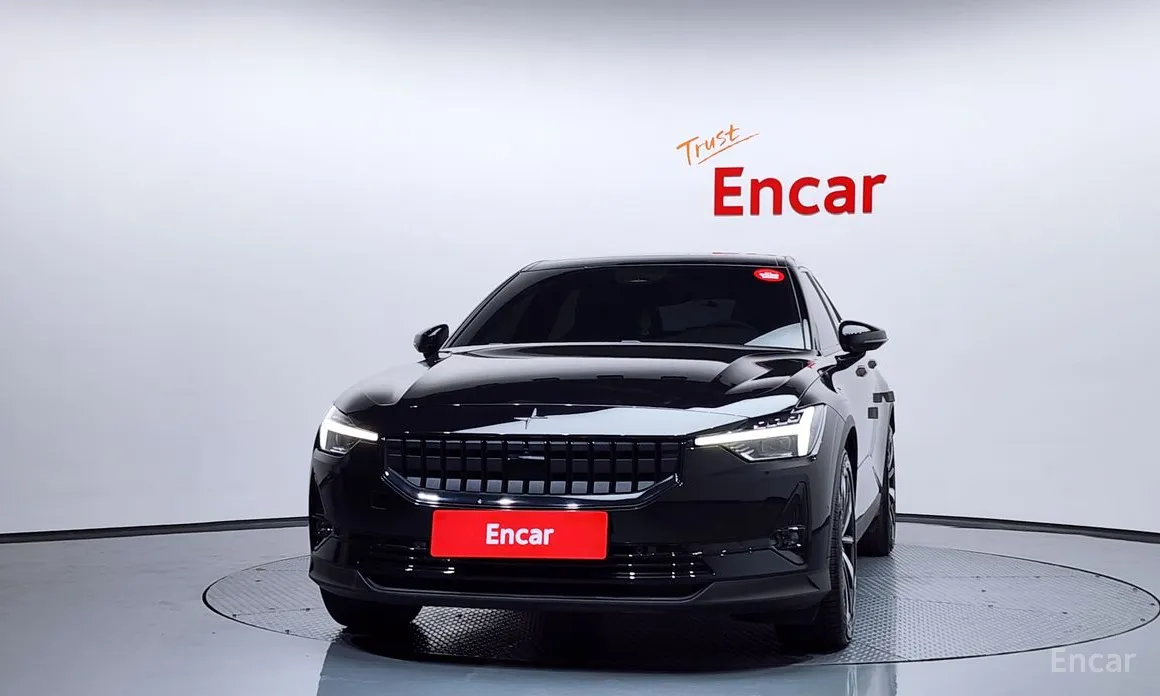 Фото 3 - Polestar 2