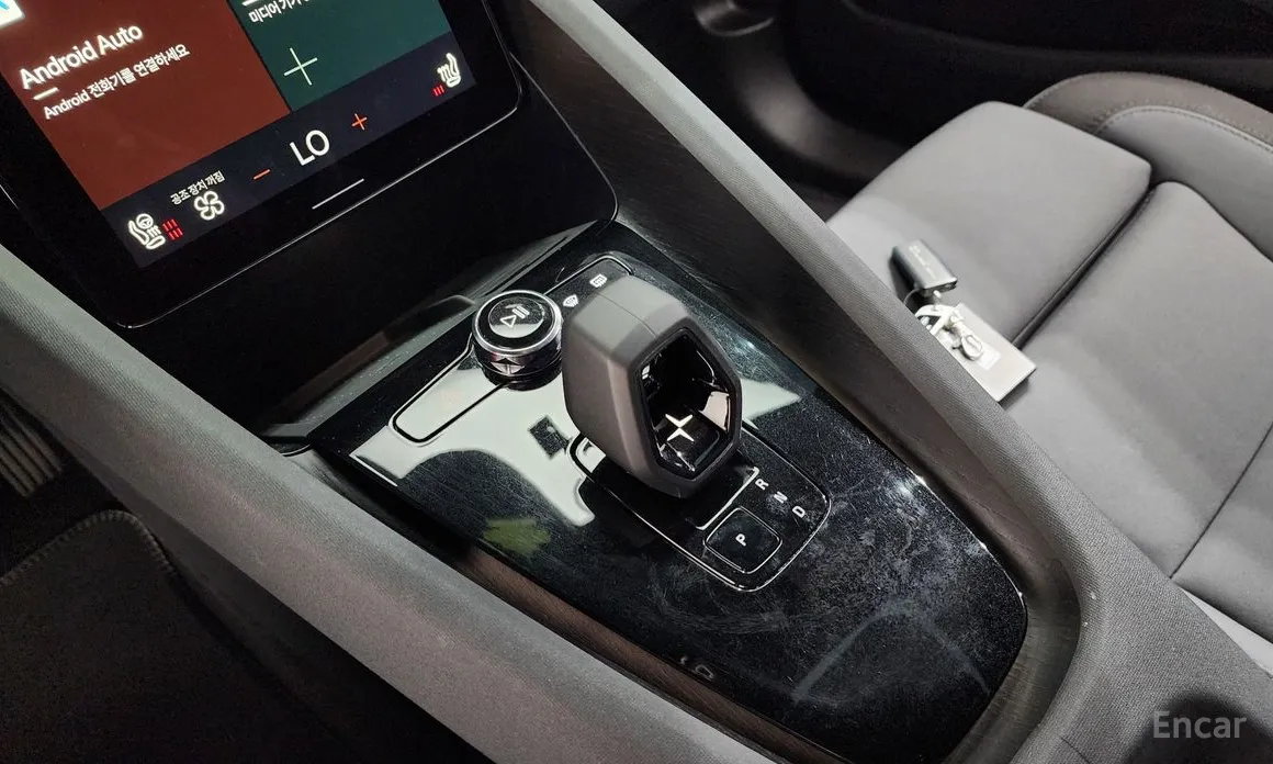 Фото 9 - Polestar 2