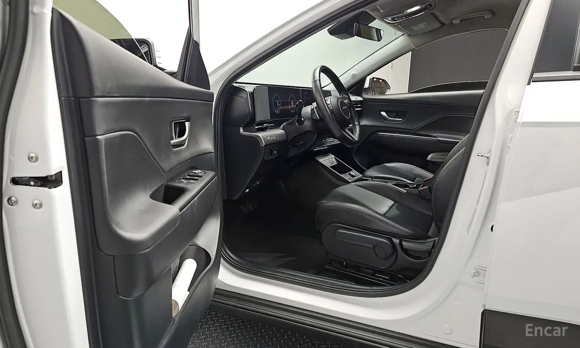 Фото 10 - Hyundai Kona