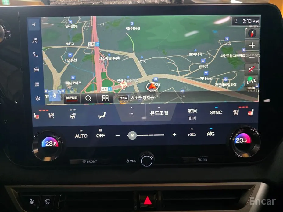 Фото 11 - Lexus RX