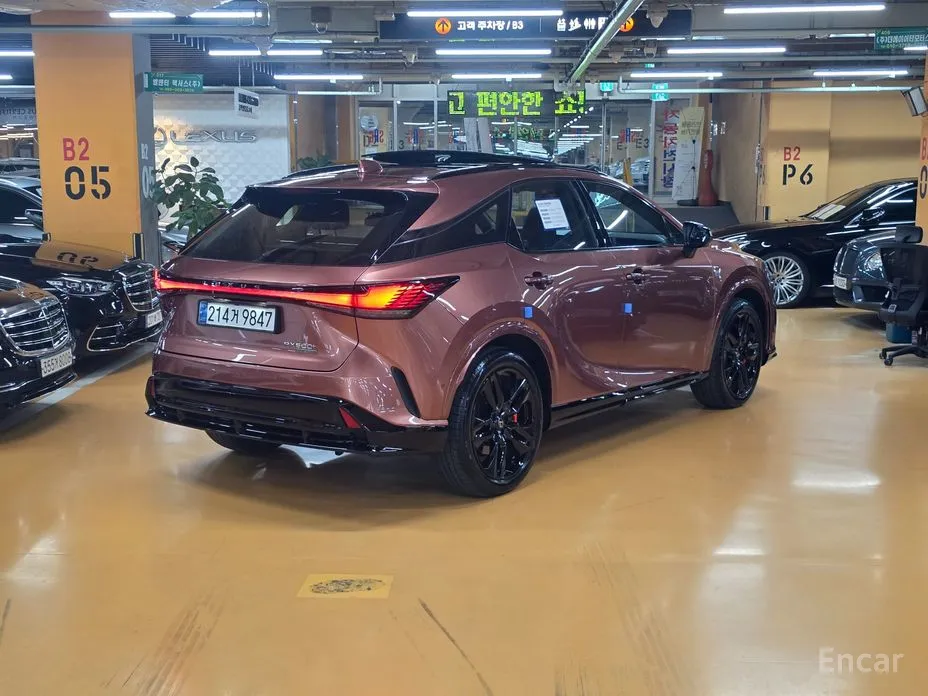 Фото 2 - Lexus RX