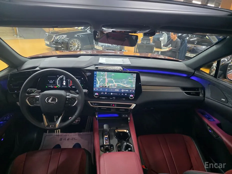 Фото 7 - Lexus RX