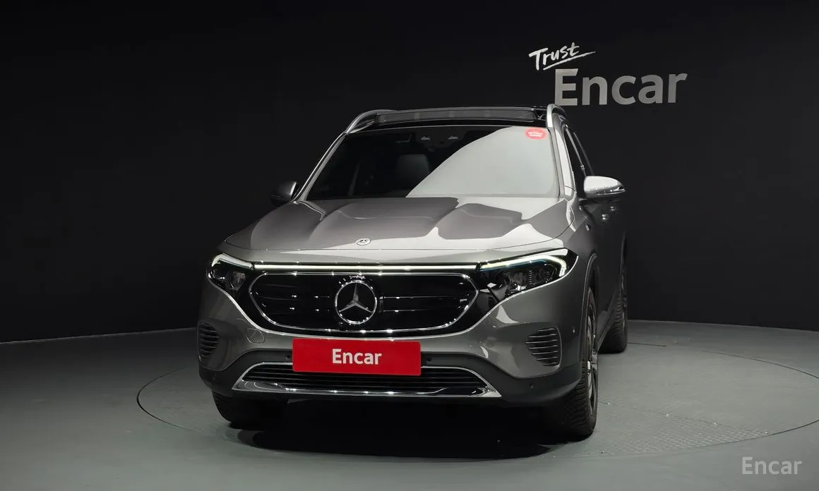 Фото 3 - Mercedes-Benz EQB