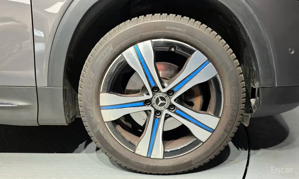 Фото 5 - Mercedes-Benz EQB