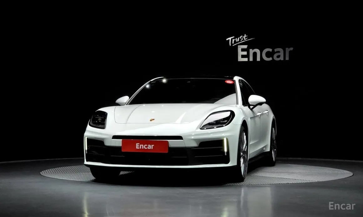 Фото 3 - Porsche Panamera