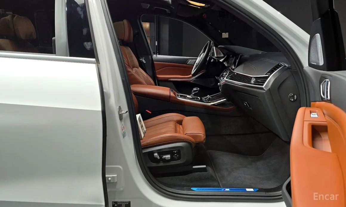 Фото 11 - BMW X7