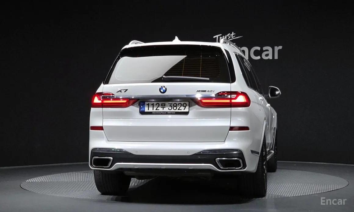 Фото 4 - BMW X7