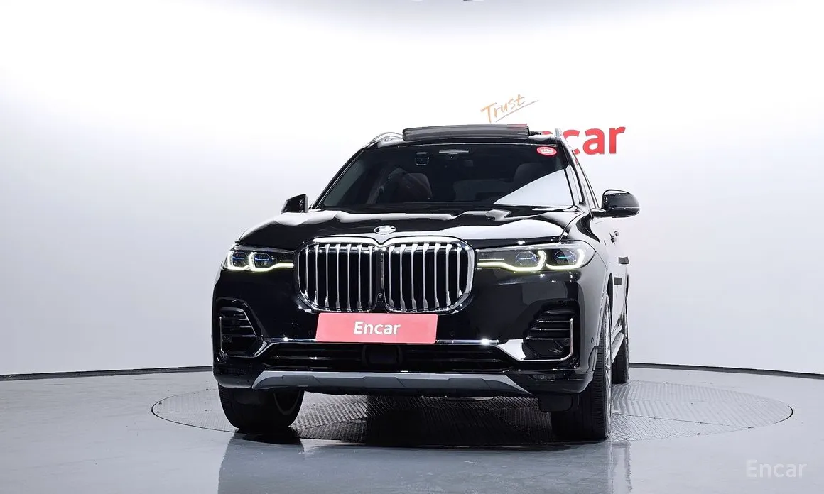 Фото 3 - BMW X7