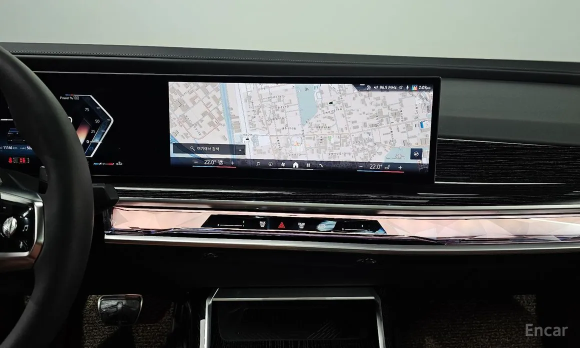 Фото 16 - BMW 7 Series