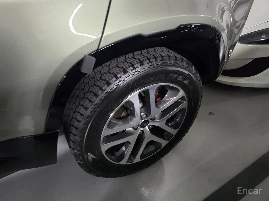 Фото 3 - Land Rover Defender