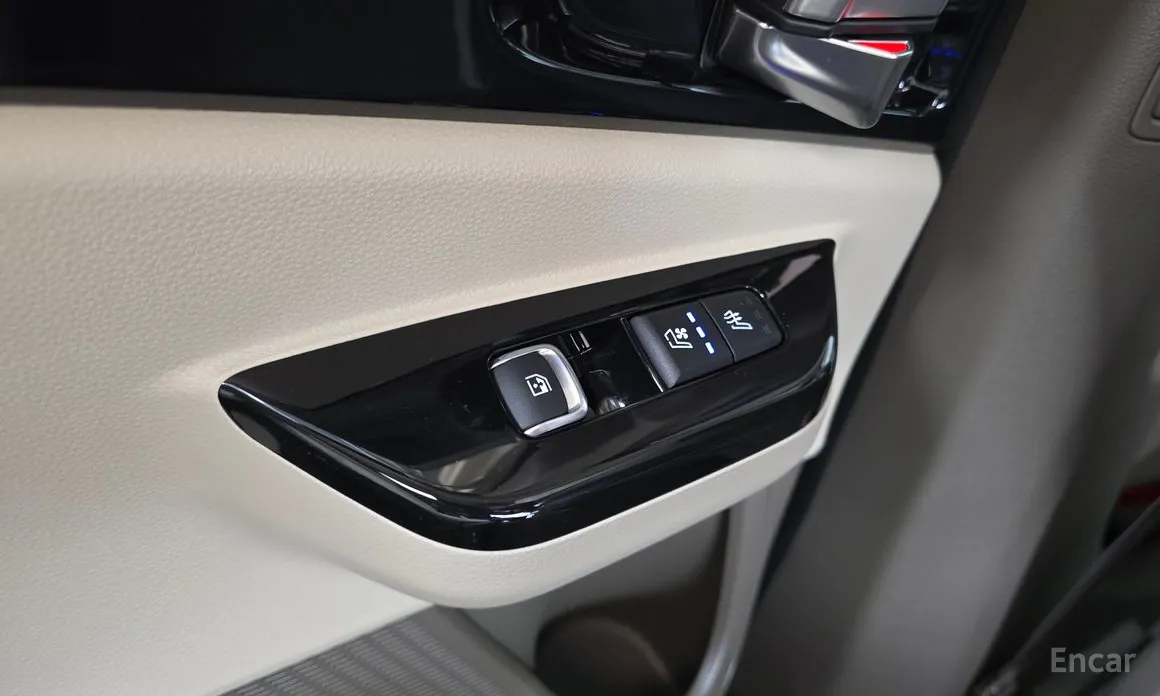 Фото 19 - Kia Carnival