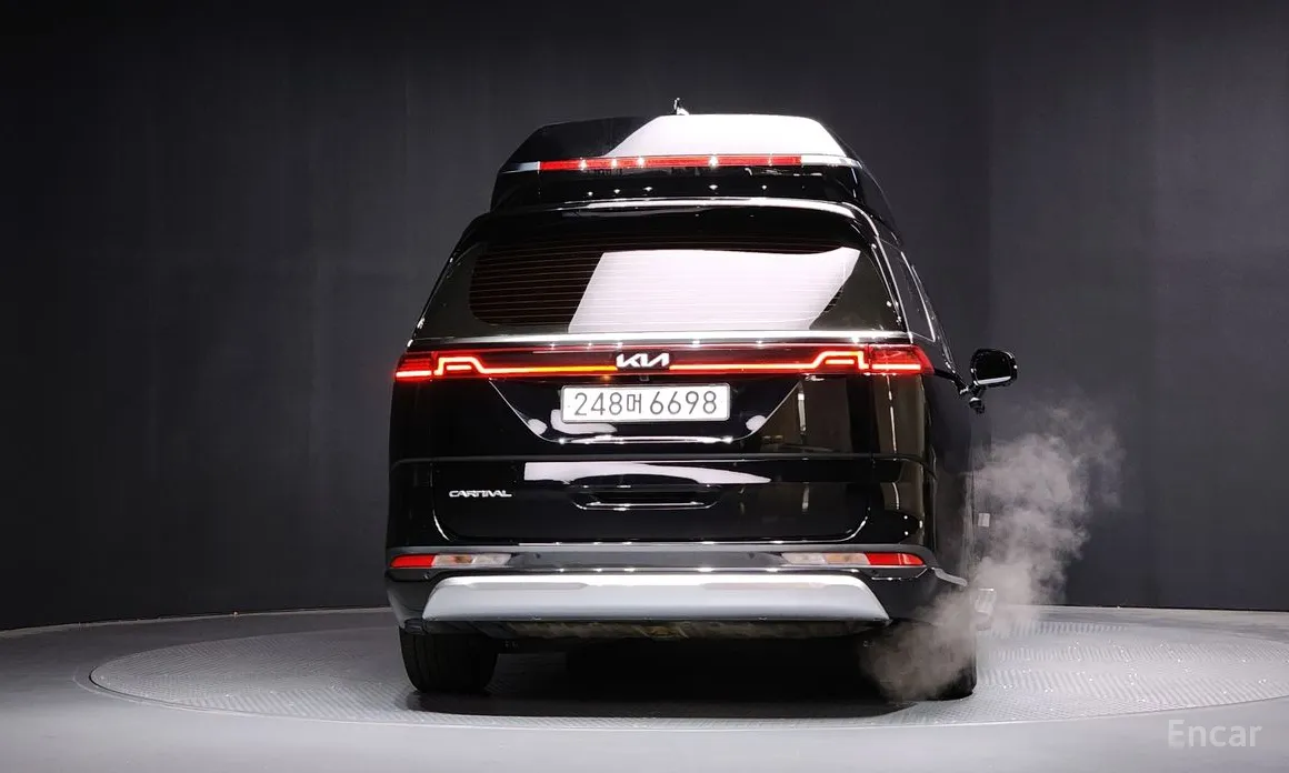 Фото 4 - Kia Carnival