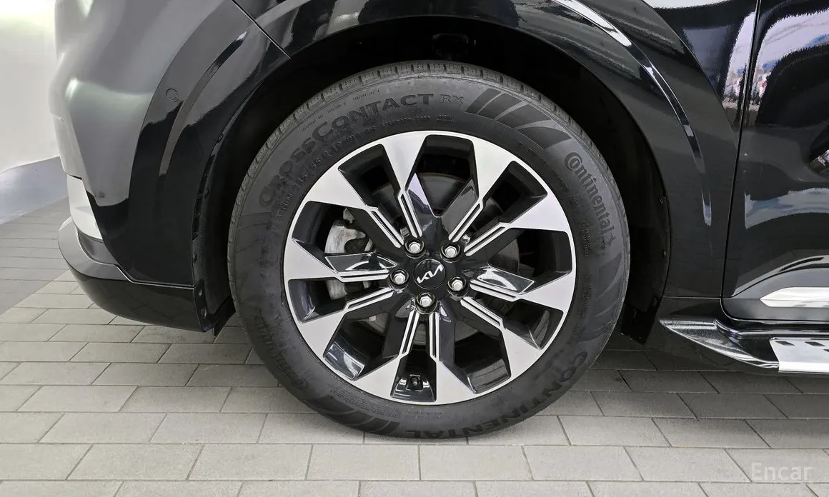 Фото 5 - Kia Carnival