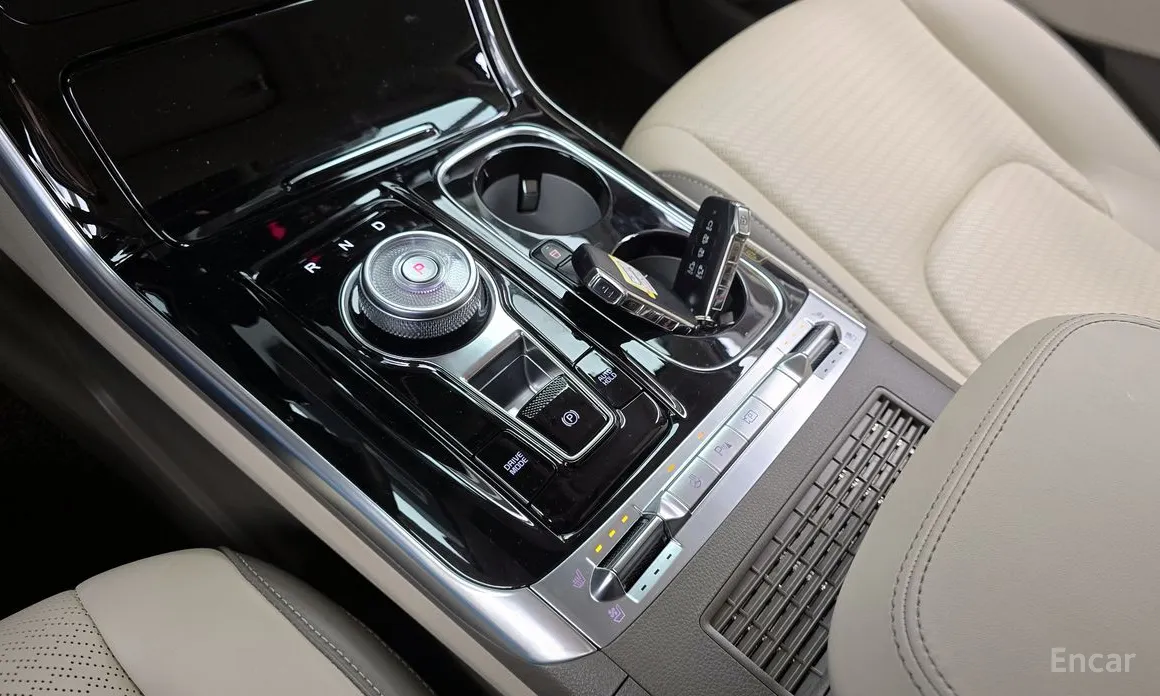 Фото 9 - Kia Carnival