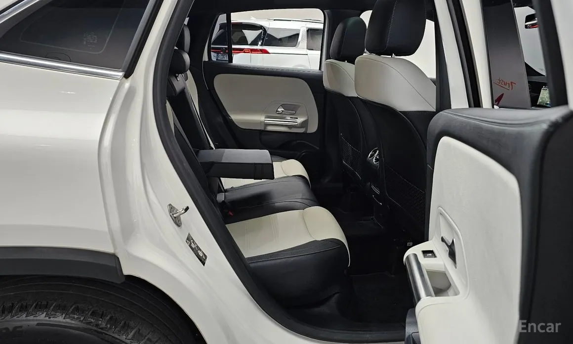 Mercedes-Benz GLA-Class 2020 GLA250 4MATIC