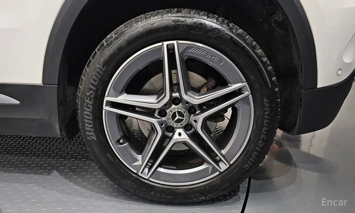 Mercedes-Benz GLA-Class 2020 GLA250 4MATIC
