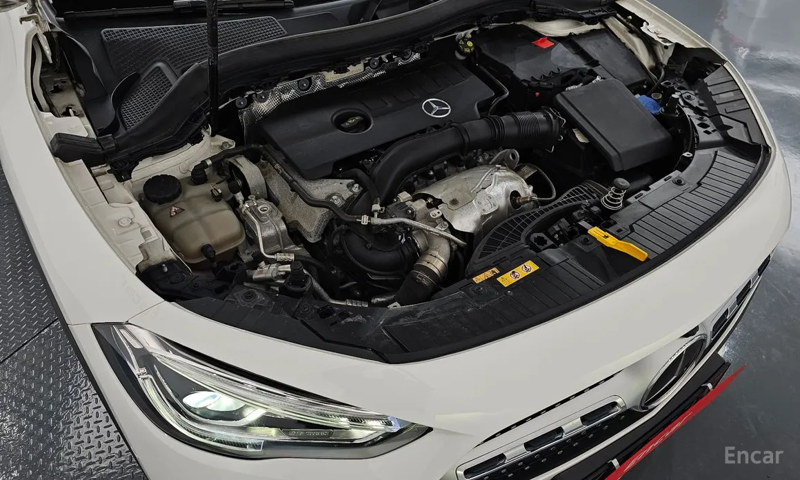 Mercedes-Benz GLA-Class 2020 GLA250 4MATIC