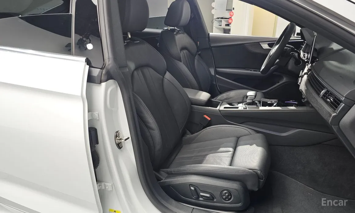 Фото 10 - Audi A5