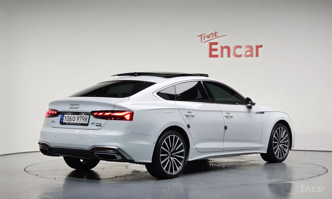 Фото 2 - Audi A5