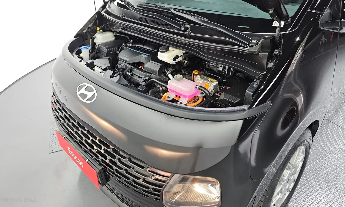 Фото 6 - Hyundai Staria