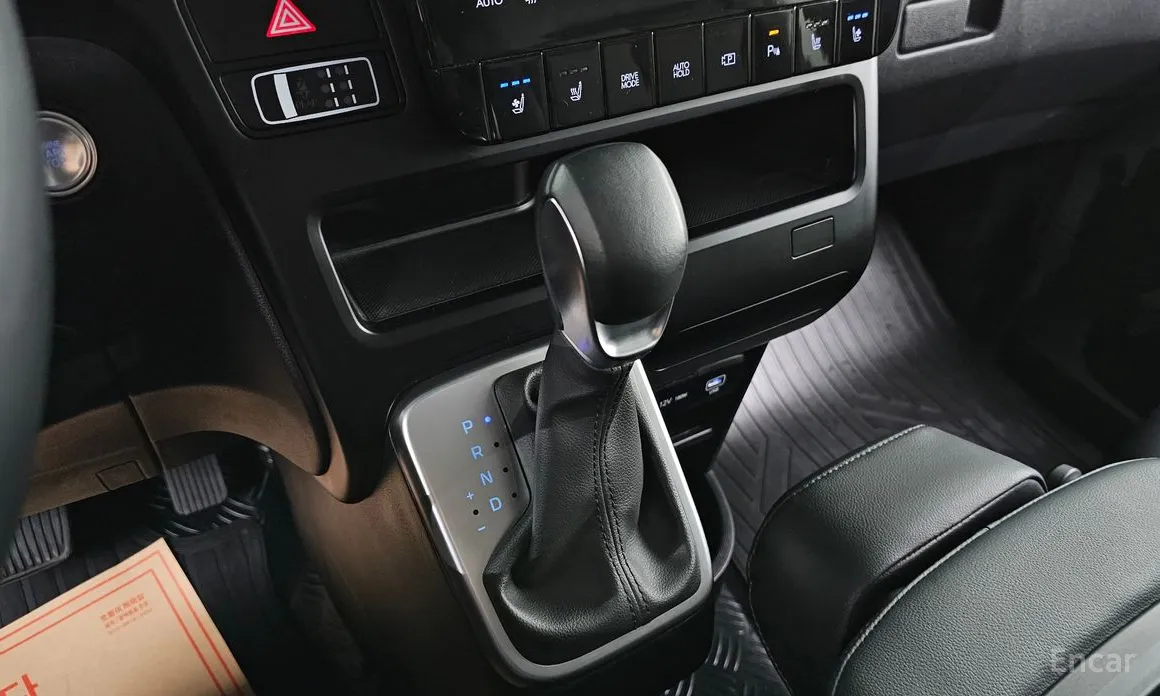 Фото 9 - Hyundai Staria