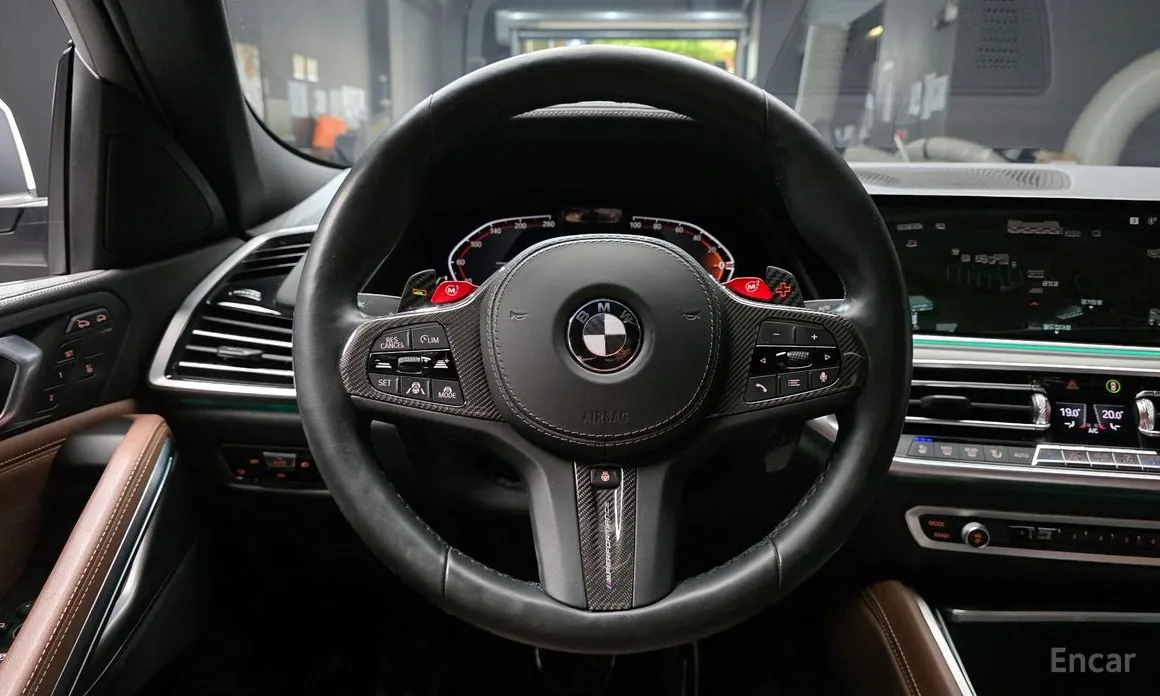 Фото 13 - BMW X6