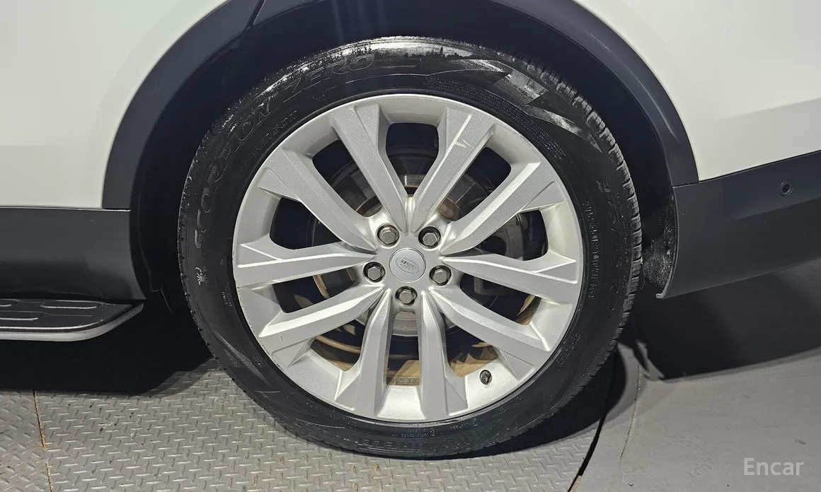 Фото 5 - Land Rover Discovery