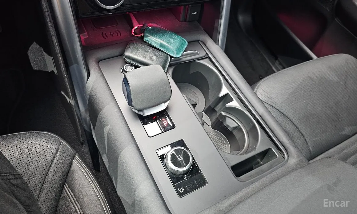 Фото 9 - Land Rover Discovery