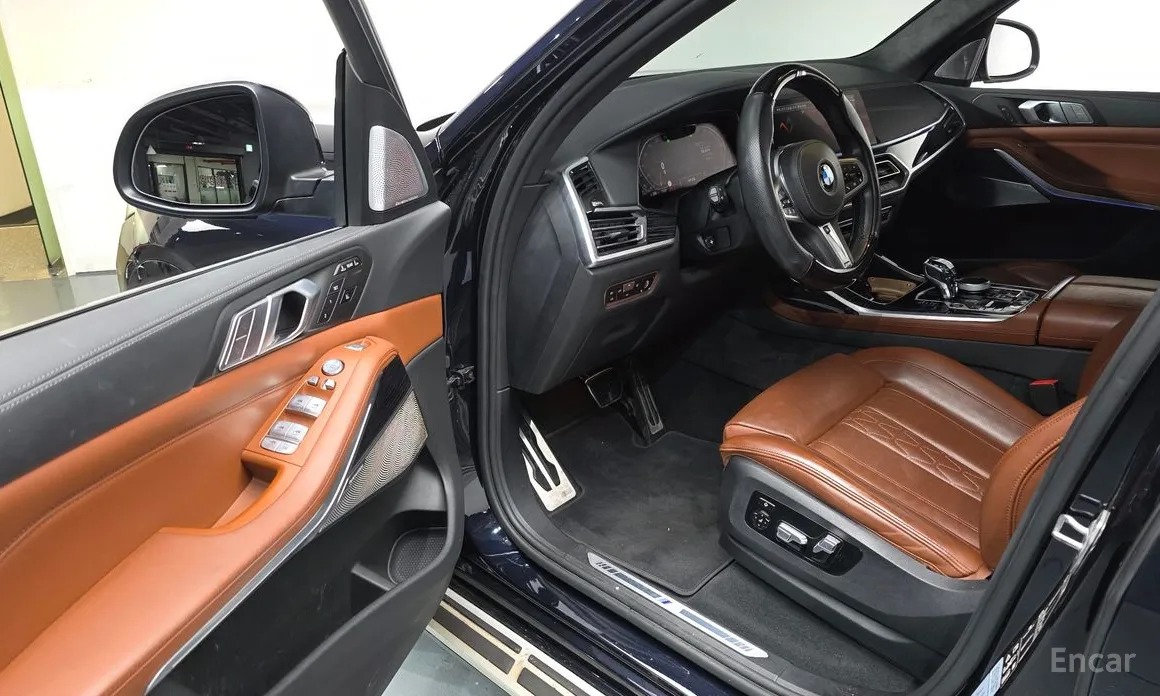 Фото 11 - BMW X7