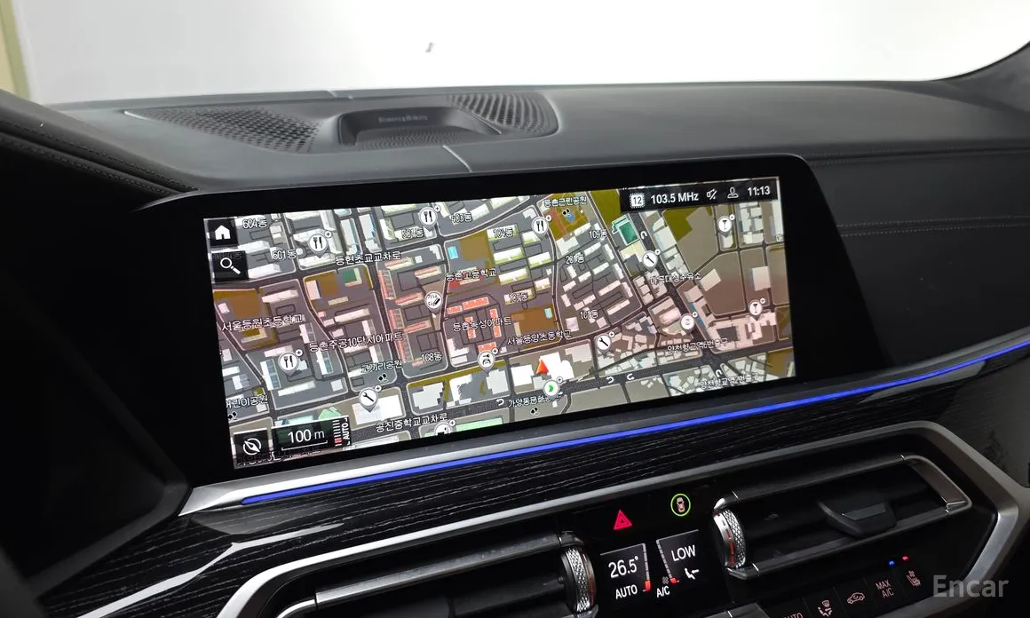 Фото 15 - BMW X7