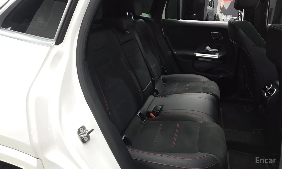 Фото 11 - Mercedes-Benz EQA