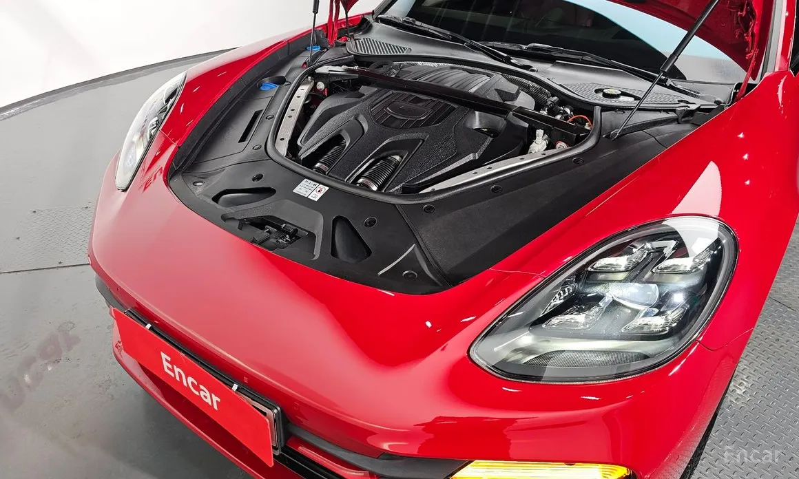 Фото 6 - Porsche Panamera